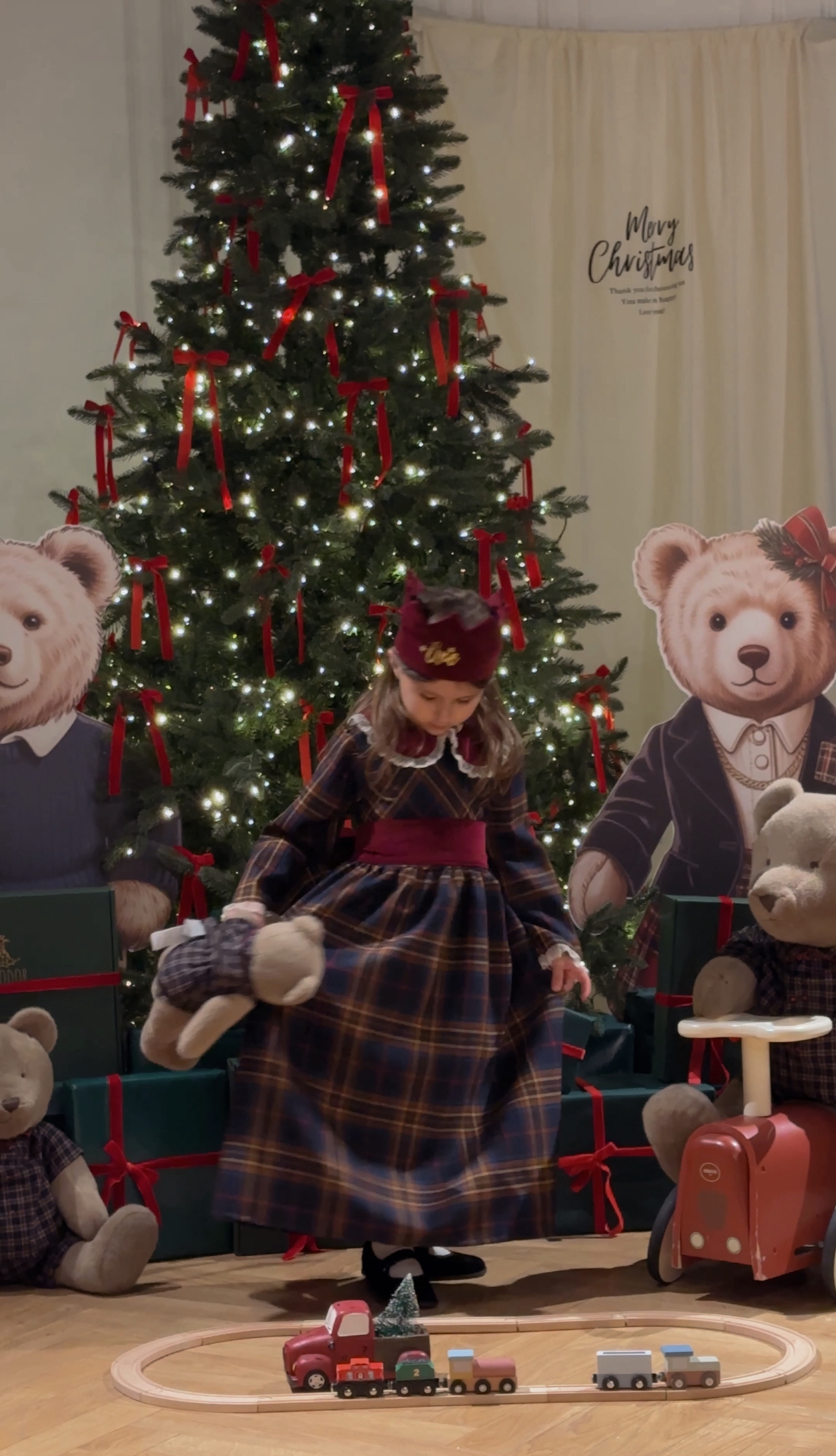 Edited in Tezza with: Cocoa, Brightness, & Exposure