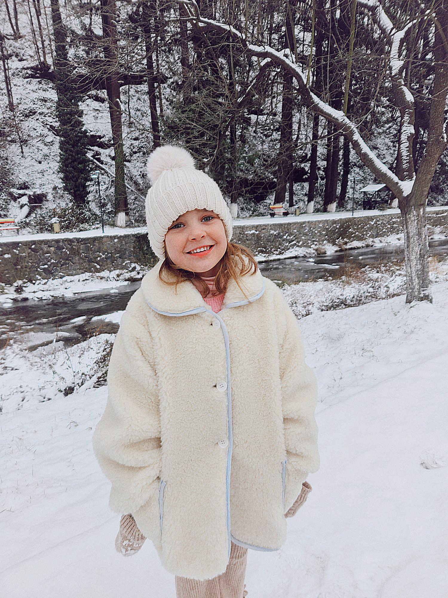 7E4E4FDA-24D9-4520-9CF2-FE37959B1E05